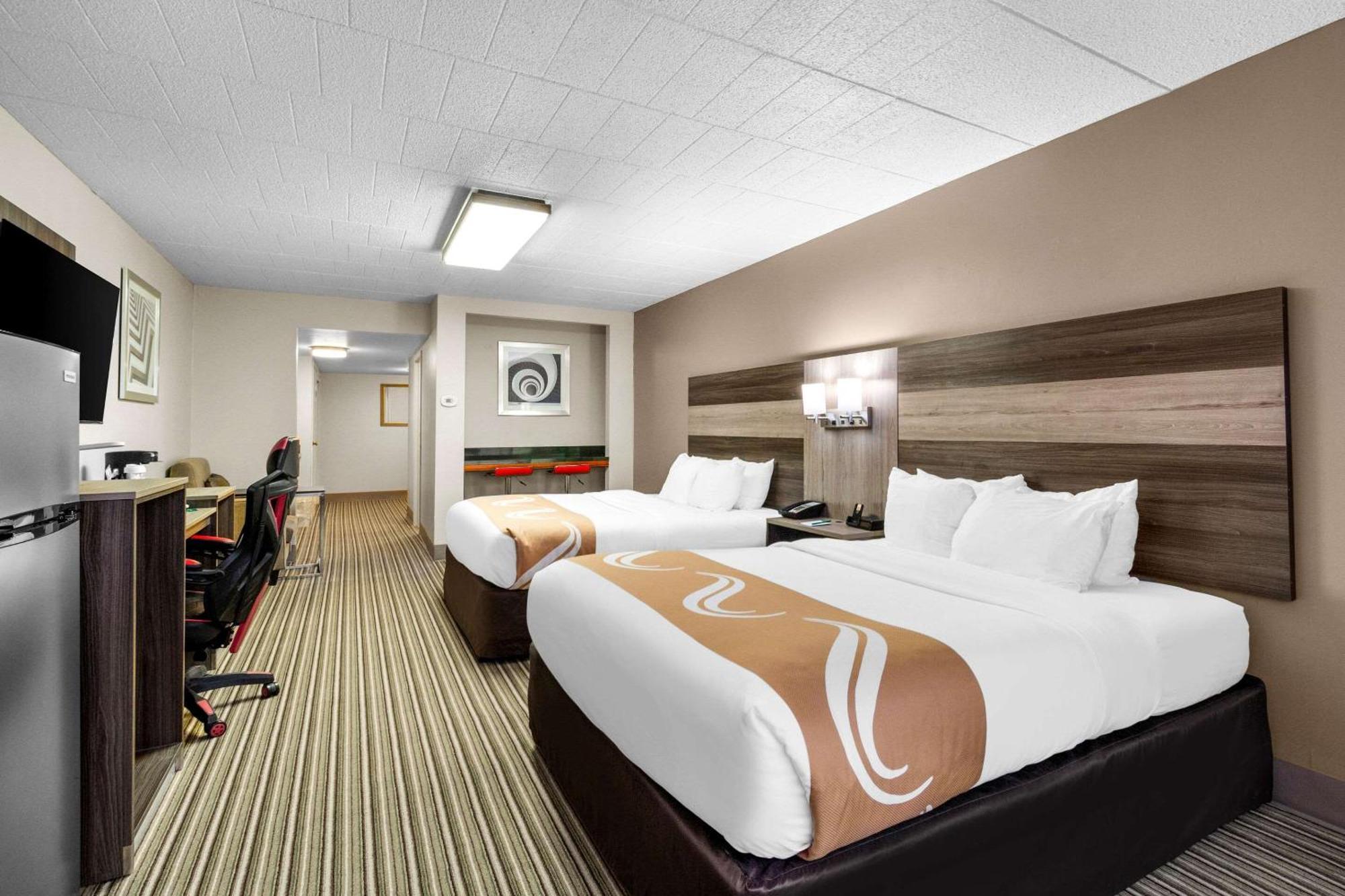 אלטונה Quality Inn & Suites מראה חיצוני תמונה