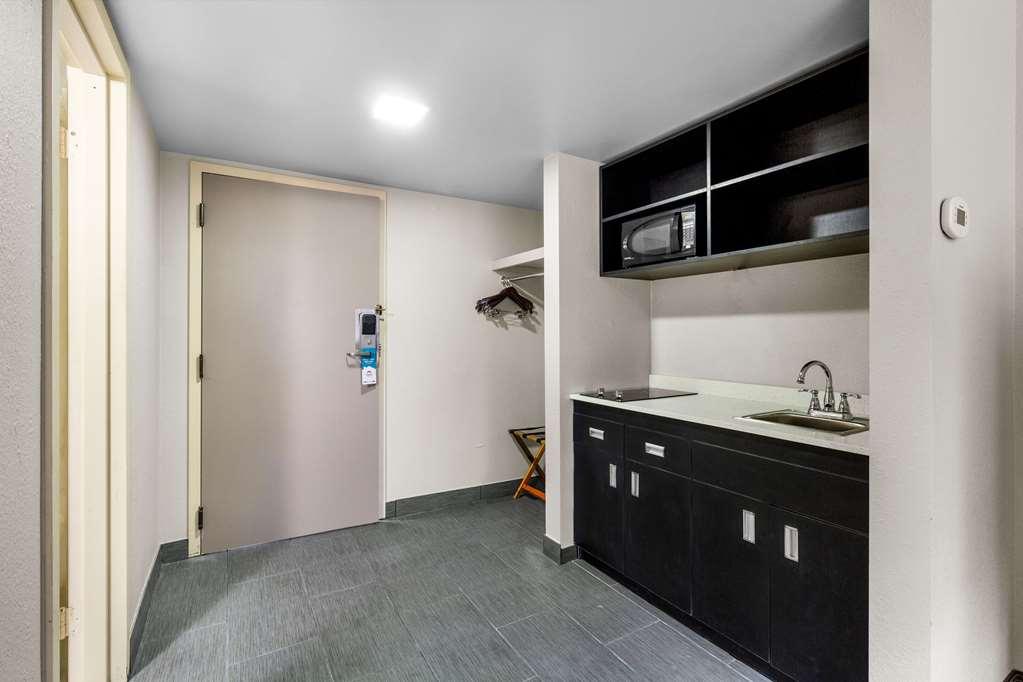 אלטונה Quality Inn & Suites חדר תמונה