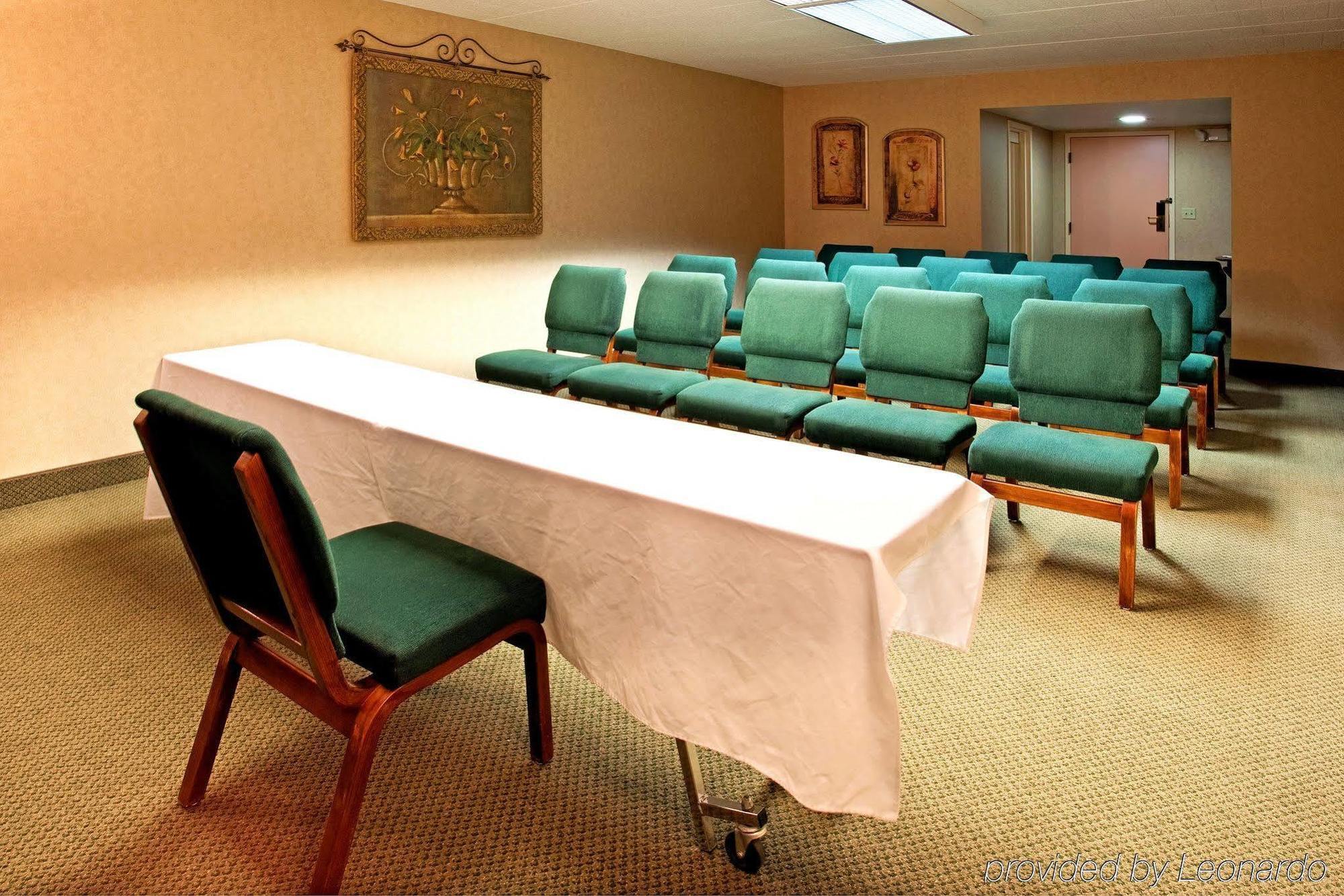 אלטונה Quality Inn & Suites מראה חיצוני תמונה