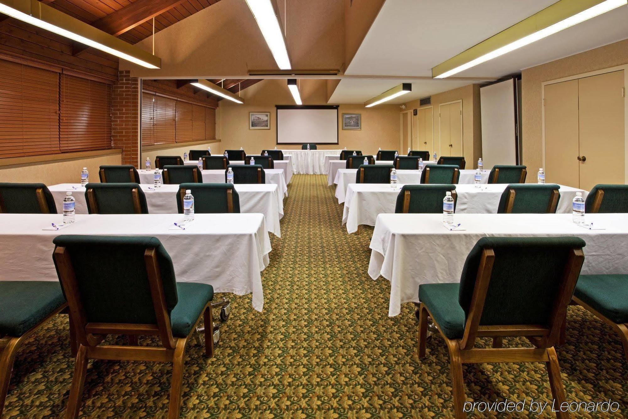 אלטונה Quality Inn & Suites מראה חיצוני תמונה